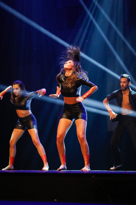 Tribe Dance Hold Your Dream 